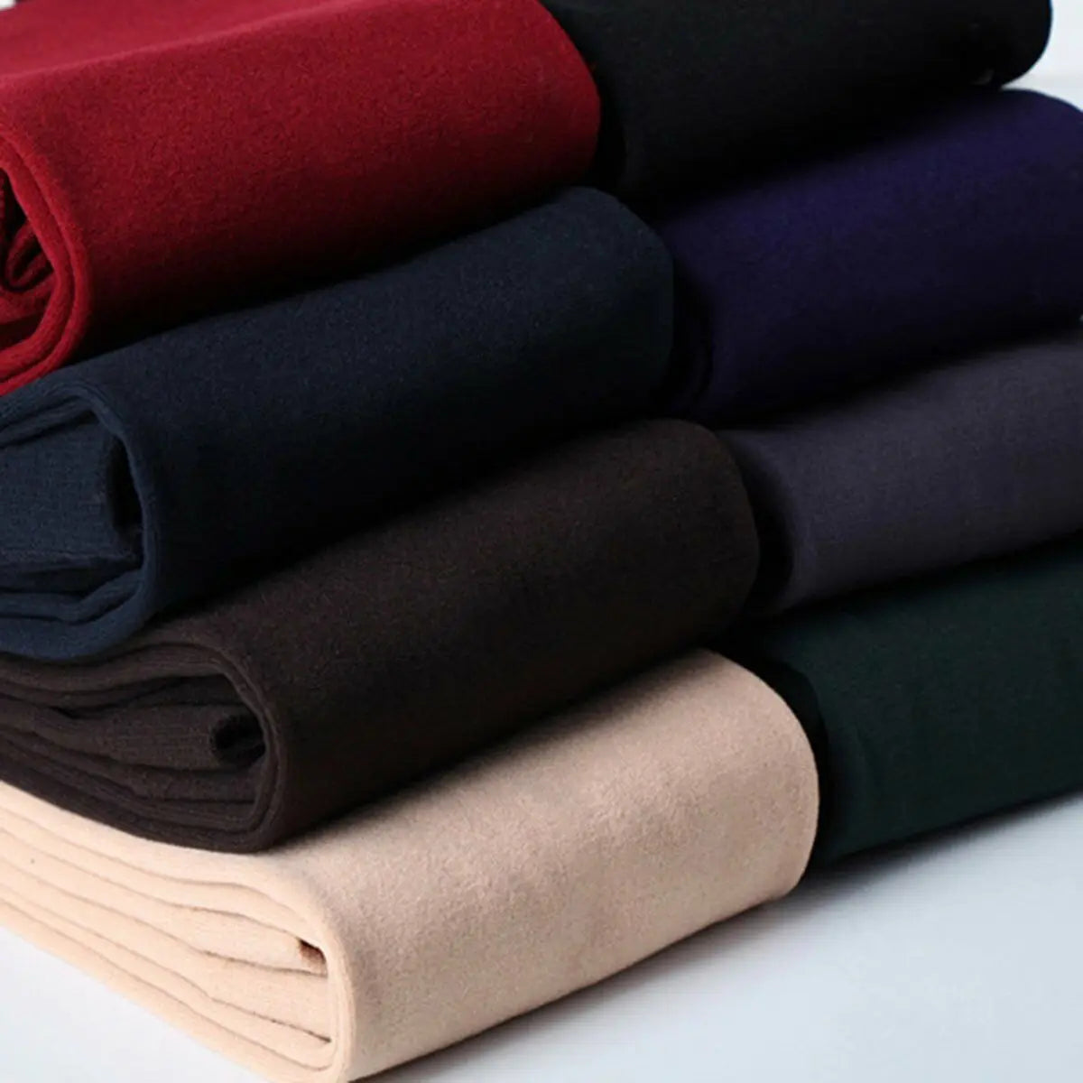 Velvet Fleece-Lined Thermal Leggings – Thick, Warm, and Stretchy Winter Pants