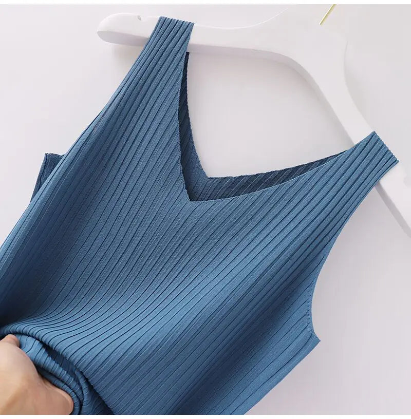 Knitted Sleeveless V-Neck Tank Top - Slim Fit, Khaki