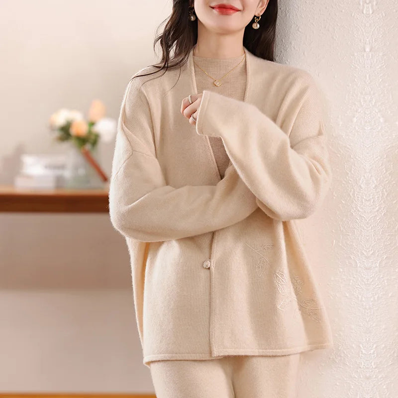 100% Merino Wool Embroidered Cardigan - Floral V-Neck, Autumn/Winter 2024