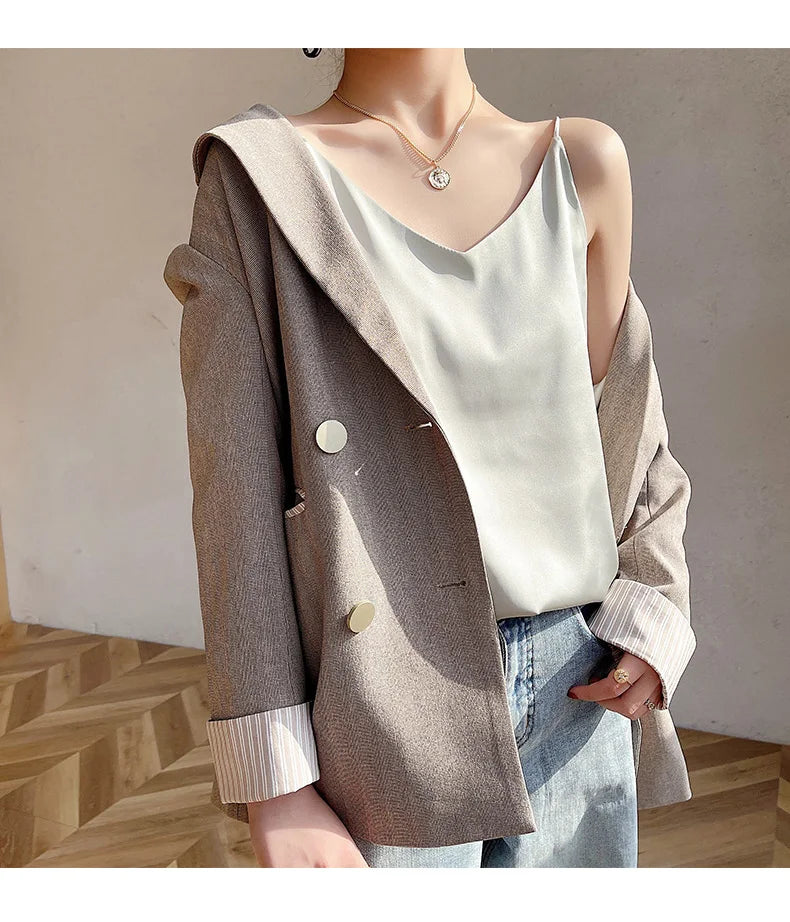 Real Silk V-Neck Sleeveless Top - Black/White, Spring 2023